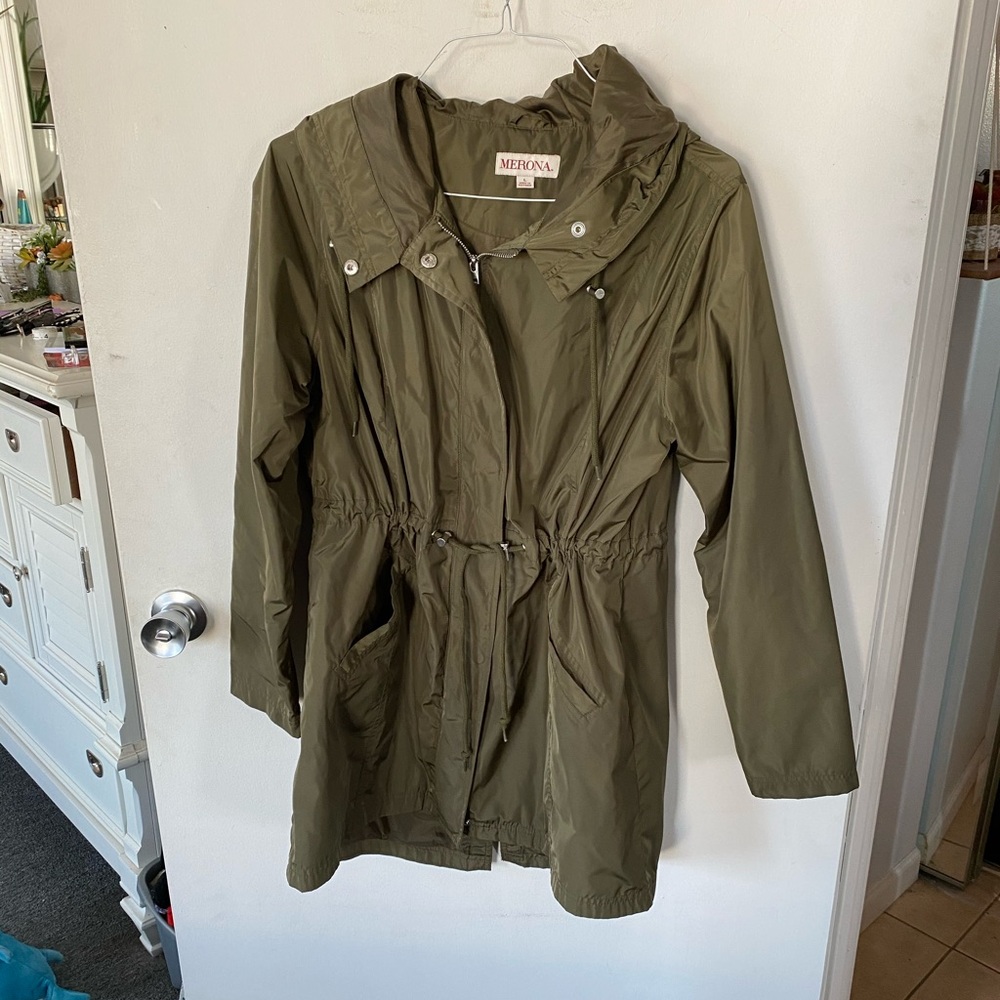 Medona fall jacket